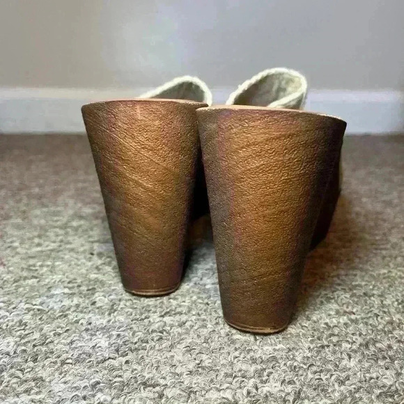 Mariella Women’s Leather Platform Wedge Beige Sandals Size 9.5 M Italian - Picture 4 of 6